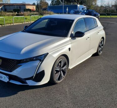 PEUGEOT 308 1.5 bHDI 130 EAT8 GT PARK ASSIST+