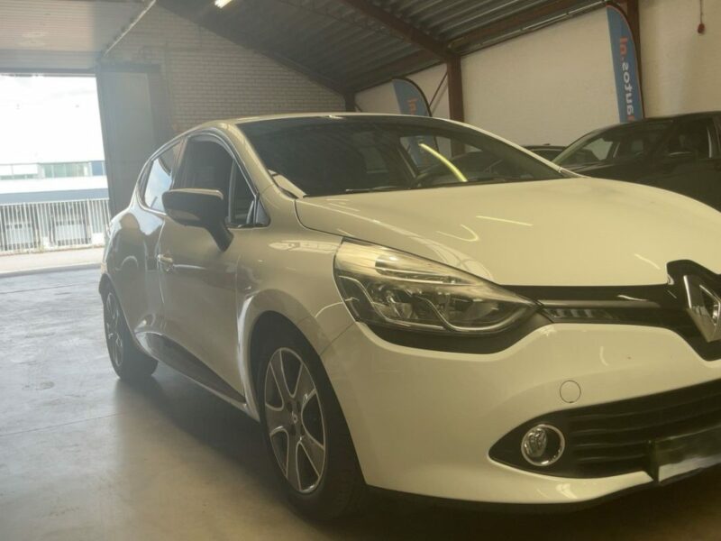 RENAULT CLIO 0.9 TCE 90 ch DYNAMIQUE GPS RADARS CLIM BT