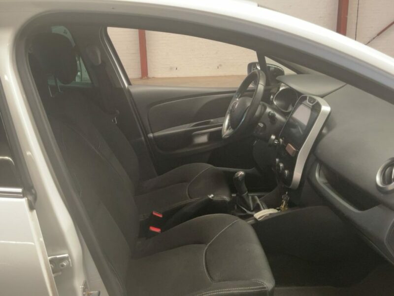 RENAULT CLIO 0.9 TCE 90 ch DYNAMIQUE GPS RADARS CLIM BT
