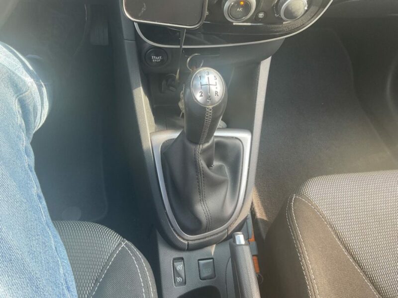 RENAULT CLIO 0.9 TCE 90 ch DYNAMIQUE GPS RADARS CLIM BT