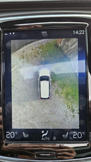 VOLVO XC90 II 2.0 235CV D5 AWD R-DESIGN CUIR CAMERA 360 TETE HAUTE BOWERS&WILKINS