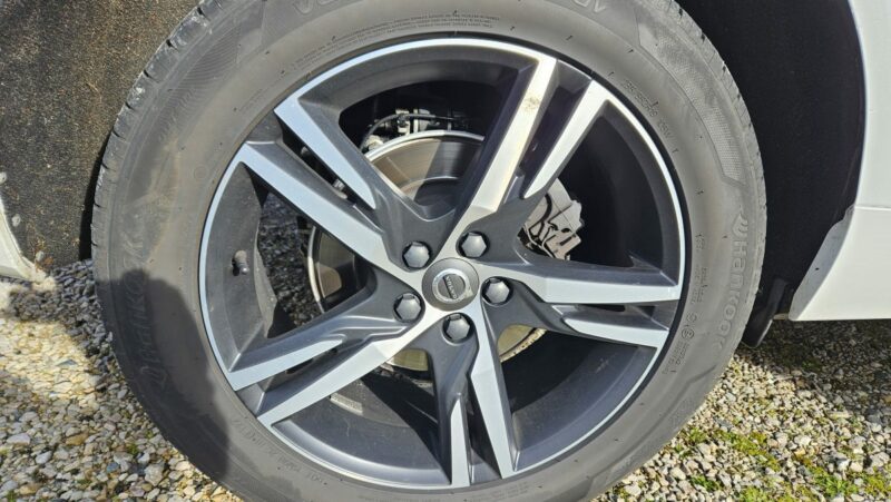 VOLVO XC60 II D4 2.0 190CH R-DESIGN ATTELAGE CAMERA 