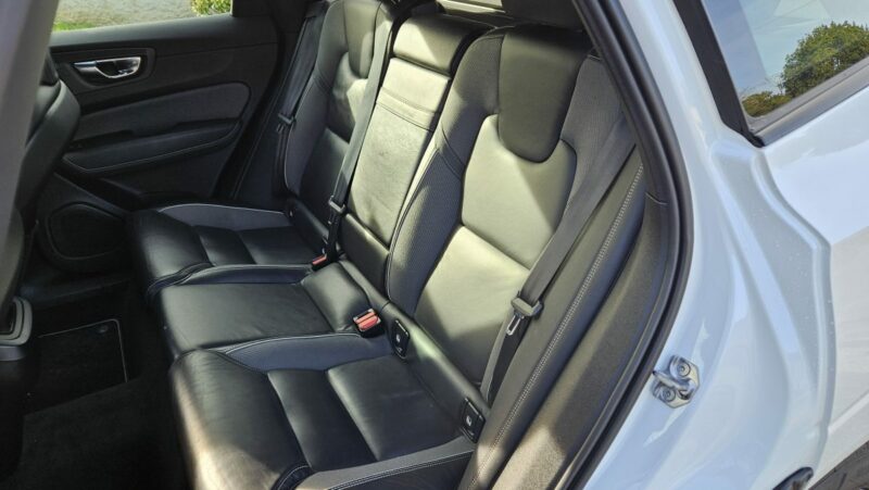 VOLVO XC60 II D4 2.0 190CH R-DESIGN ATTELAGE CAMERA 