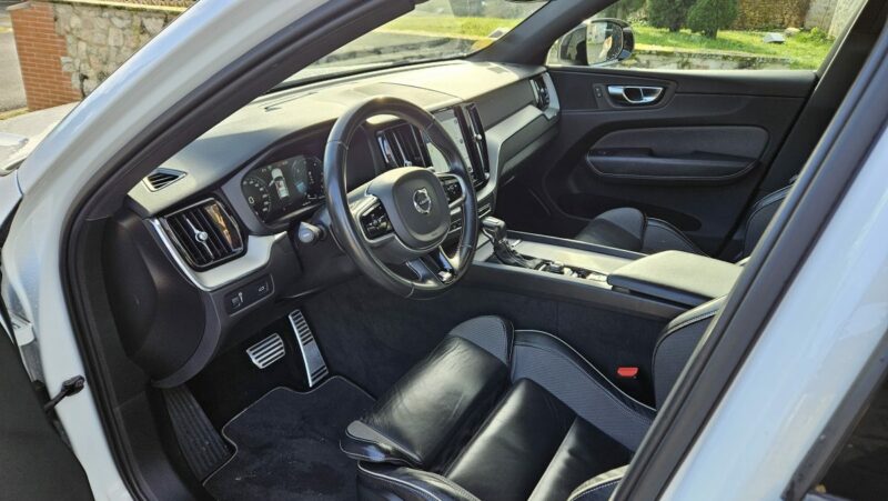 VOLVO XC60 II D4 2.0 190CH R-DESIGN ATTELAGE CAMERA 