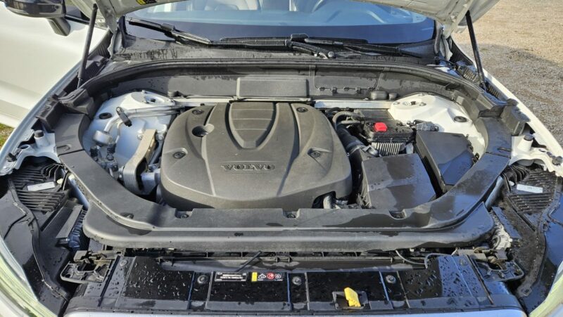 VOLVO XC60 II D4 2.0 190CH R-DESIGN ATTELAGE CAMERA 