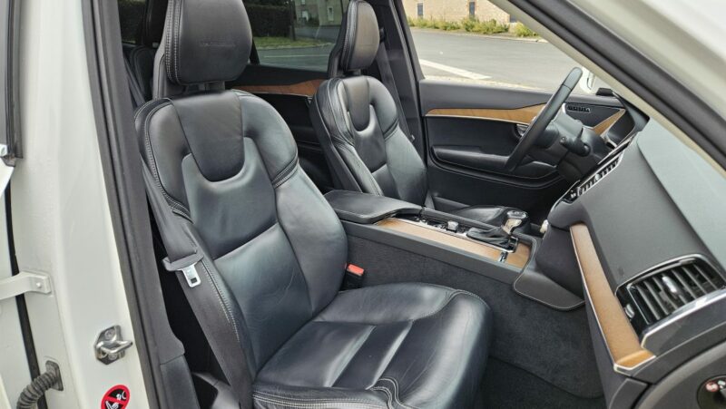 VOLVO XC90 2.0 D5 AWD 235CH INSCRIPTION CAMERA 7 PLACES
