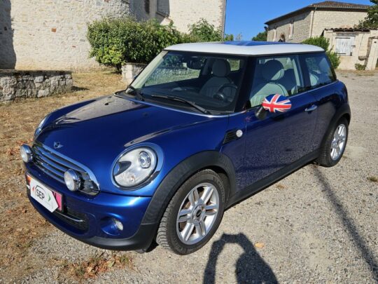 MINI COOPER F56 1.6I 122CH CHILI RADAR AR TOIT PANO CLIM AUTO